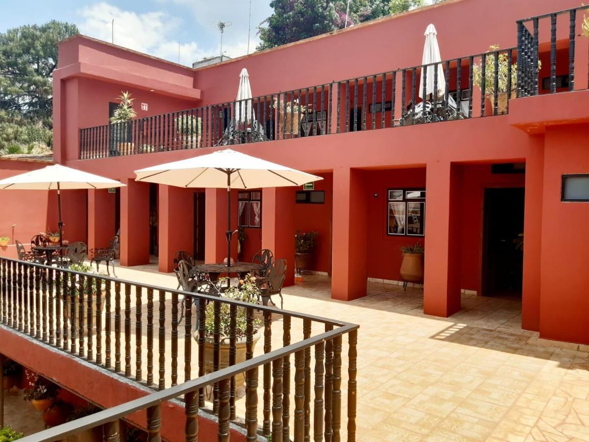 H. Posada San Alejandro Pátzcuaro Exteriör bild